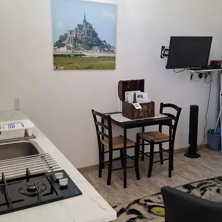 Bleu - 3 Star Small With Hot Tub And Heated Pool Сasa de vacaciones *